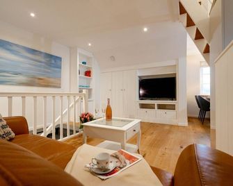 Ferienwohnung Käthe - Wenningstedt-Braderup - Living room