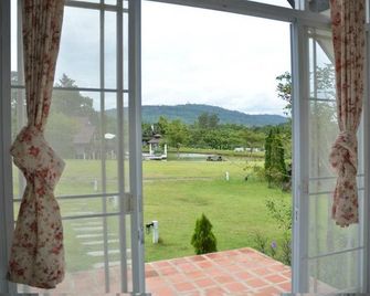 Kiangmok Chalet - Ban Patirup Thidin - Балкон