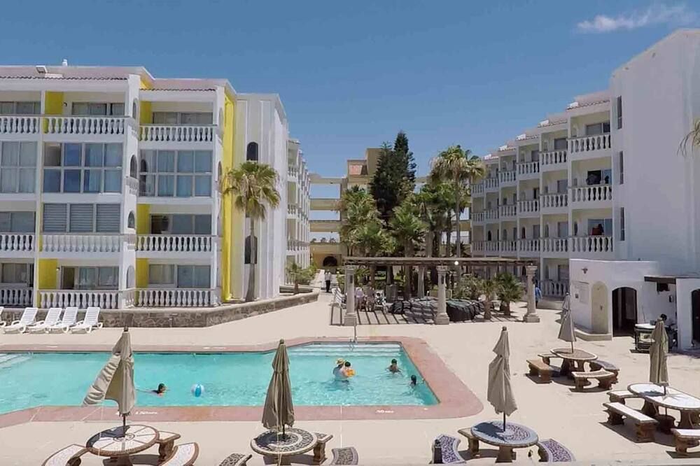 بلايا بونيتا - بويرتو بيناسكو - حوض السباحة