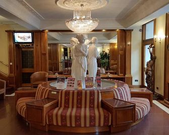 Westpoint Hotel - London - Lobby