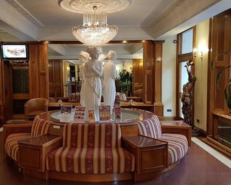 Westpoint Hotel - London - Lobby
