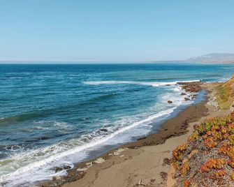 Oceanpoint Ranch - Cambria - Strand