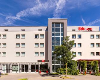 Ibis Winterthur City - Winterthur - Building