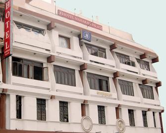 Goroomgo Maharaja Palace Kanpur - Kanpur - Building