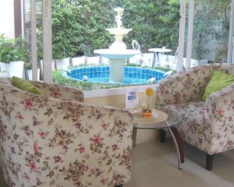 C2 Residence Boutique Hotel - Lampang