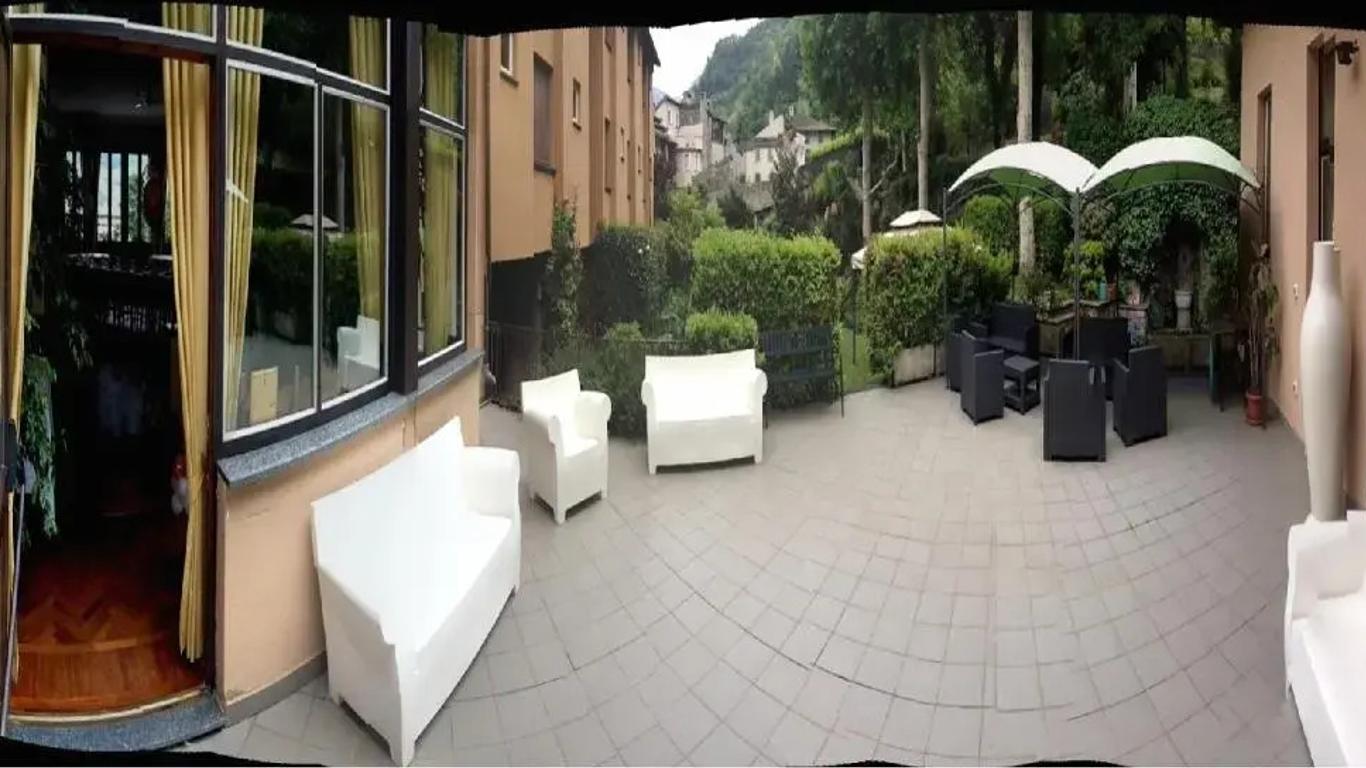 Hotel Trieste
