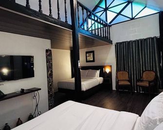 Ilocos Urban Wave Resort Hotel - Лаоанг - Спальня