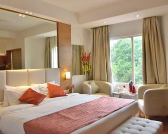 Hotel Landmark - Gwalior - Camera da letto