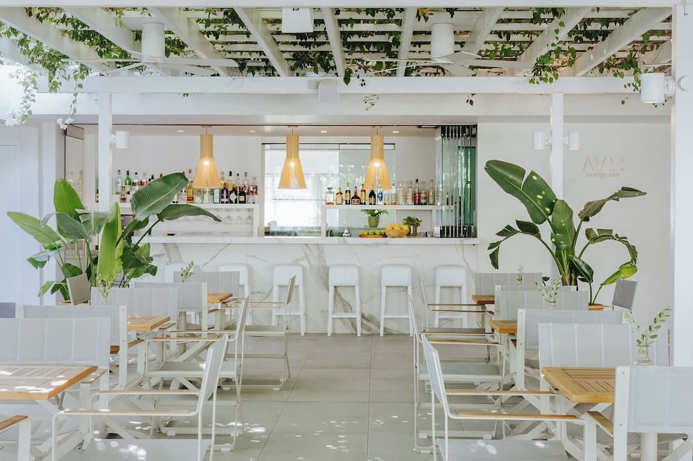 Nissi Park Hotel - איה נאפה - מסעדה