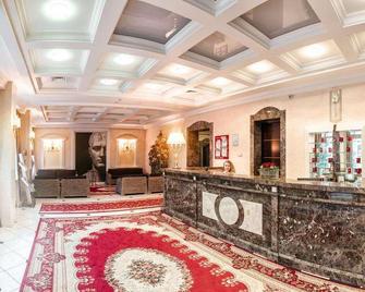 Park Hotel - Dnipro - Front desk