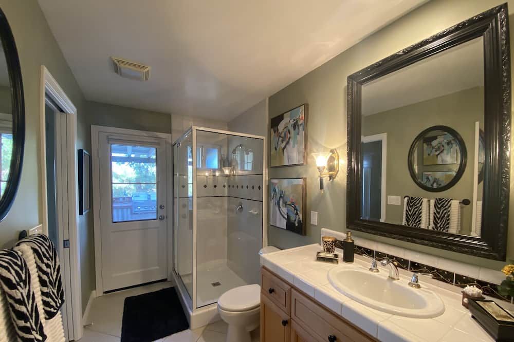 Luxury Home with Heated Pool - Spa and Lighted Pickle Ball Court - São Diego - Casa de banho