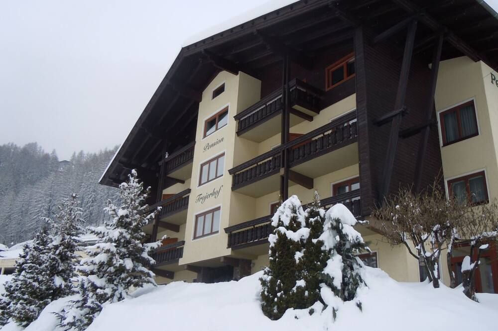 Pension Trojerhof