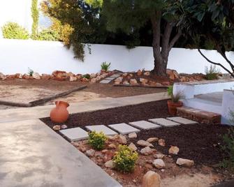 Guest House Almeixar - Almancil - Outdoors view
