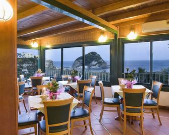 Hotel Residence S.Angelo - Serrara Fontana - Restaurant