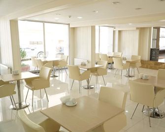 Hotel Cinas - Ескішехір - Ресторан