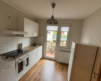 Central in Essen! 5 minutes walk from the train station! WH3 - Essen - Kitchen