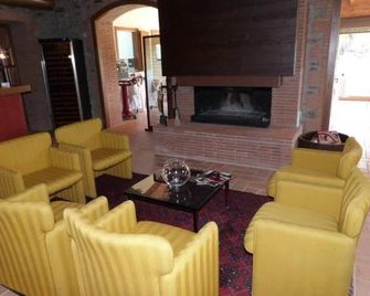 Hotel Rural Can Vila - San Esteban de Palautordera