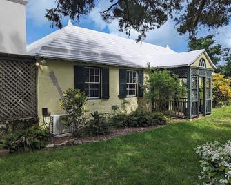 Historic Belfield Beach Estate on Long Bay Beach-Close to Everything - Somerset