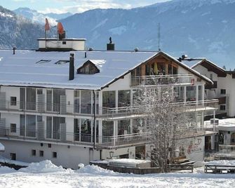 Hostel Flims - Flims - Building
