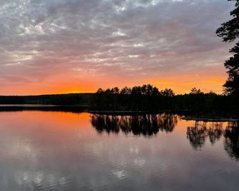 Lilla Aelg -Ferienhaus Am Aelgsjoen - Arvika - Außenansicht