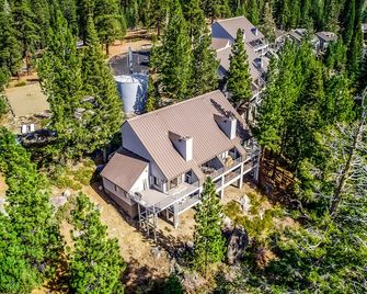 Eagle's Nest #87 - Lakeshore - Building