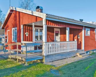 Awesome Home In Bullaren With Wifi - Grebbestad - Gebouw