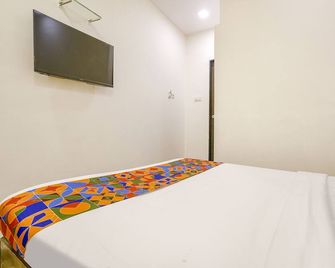 Via Accore Inn - Bombay - Habitación