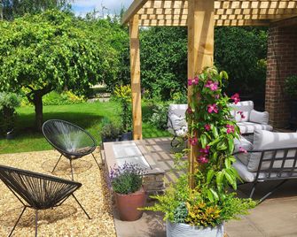Field View B&B - Goole - Patio