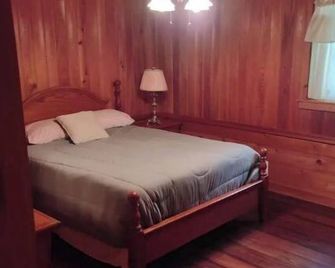 The Barn, Entire home hosted by David 5 guests 3 bedrooms 3 bed, 2 bath - Georgetown - Habitación