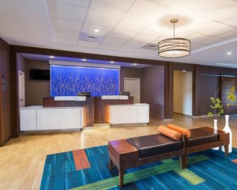 Fairfield by Marriott Inn & Suites Uncasville Mohegan Sun Area - Uncasville - Recepción