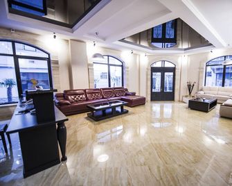 Tbilisi Inn - ทบิลิซี - ล็อบบี้