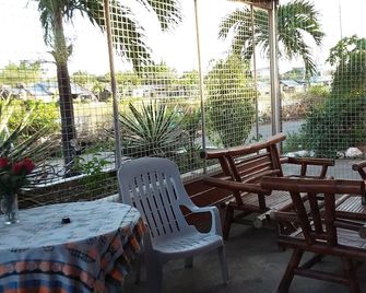 Pete's inn - Roxas City - Patio