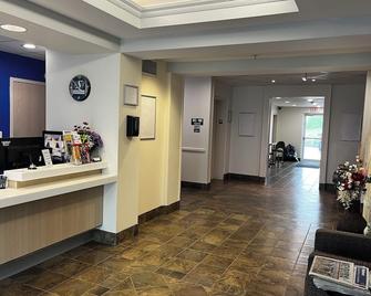 Aurora Inn Estevan - Estevan - Recepce