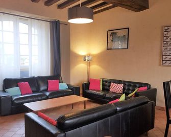 Charming Relais de Chasse XVIII, heated indoor pool optional (AprOct) - Ruillé-Froid-Fonds - Salon