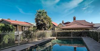 Loloma Bed and Breakfast - Armidale - Piscina