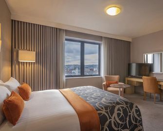 Clayton Hotel Belfast - Belfast - Bedroom