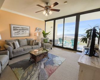 Family Friendly 6th Floor Gulf Front Condo At Holiday Isle On Dauphin Island - Dauphin Island - Sala de estar