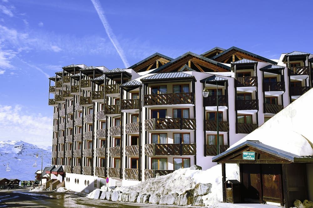 بيري آند فاكانسيز ريزدانس لو تيكال