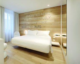 Youme Design Place Hotel - Trieste - Habitación