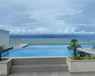 Sunrise Ocean Views 19th Floor Gorgona Beach - Veracruz - Pool