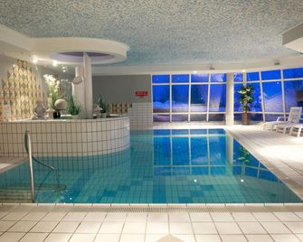 Hotel Landgasthof Hohenauer Hof - Hohenau - Piscina
