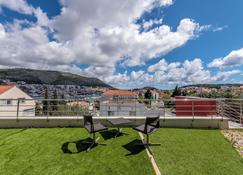 Dubrovnik Skyline Apartments - Dubrovnik - Balcony