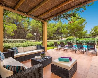 Villa Julietta by Villa Plus - Cala Galdana - Patio