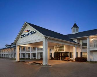 Baymont by Wyndham Washington - Washington - Building