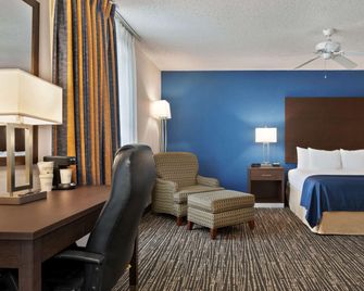 Baymont by Wyndham Washington - Washington - Habitación
