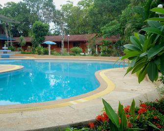 Saksuay Klangdoi Resort - Mae Hong Son - Piscina