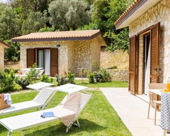 Agriturismo Club Le Cannelle - Talamone - Innenhof