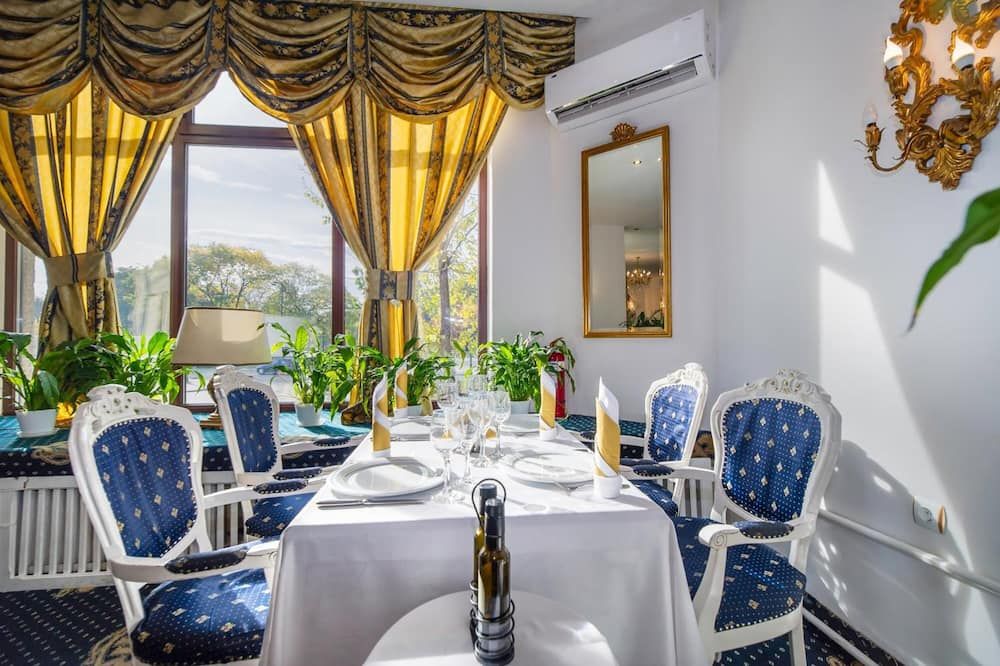 Hotel Cetate - Alba Iulia