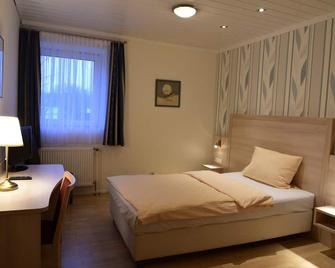 Hotel Harsshof - Salzgitter - Bedroom