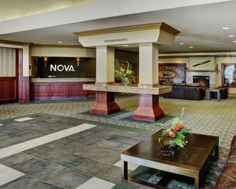 Chateau Nova Kingsway - Edmonton - Lobby